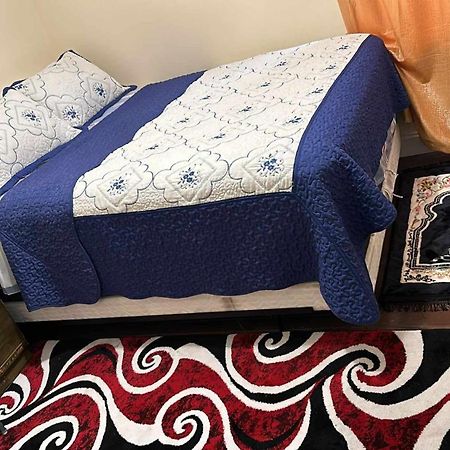 Divine Villa And Resorts 67 Sherman 5Mins To Ewr Airport And 4Mins To Penn Station Newark, 20Mins To New York Bagian luar foto