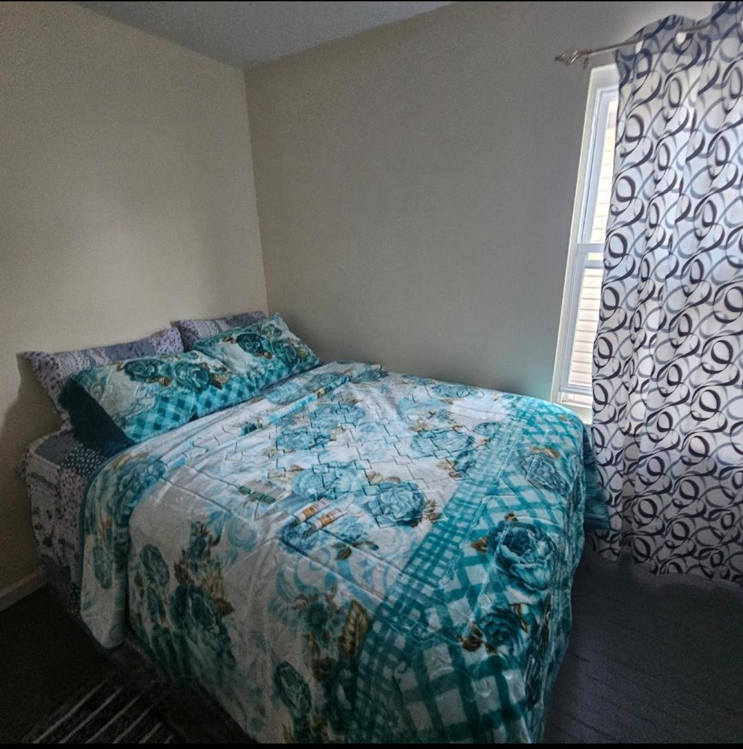 Divine Villa And Resorts 67 Sherman 5Mins To Ewr Airport And 4Mins To Penn Station Newark, 20Mins To New York Bagian luar foto