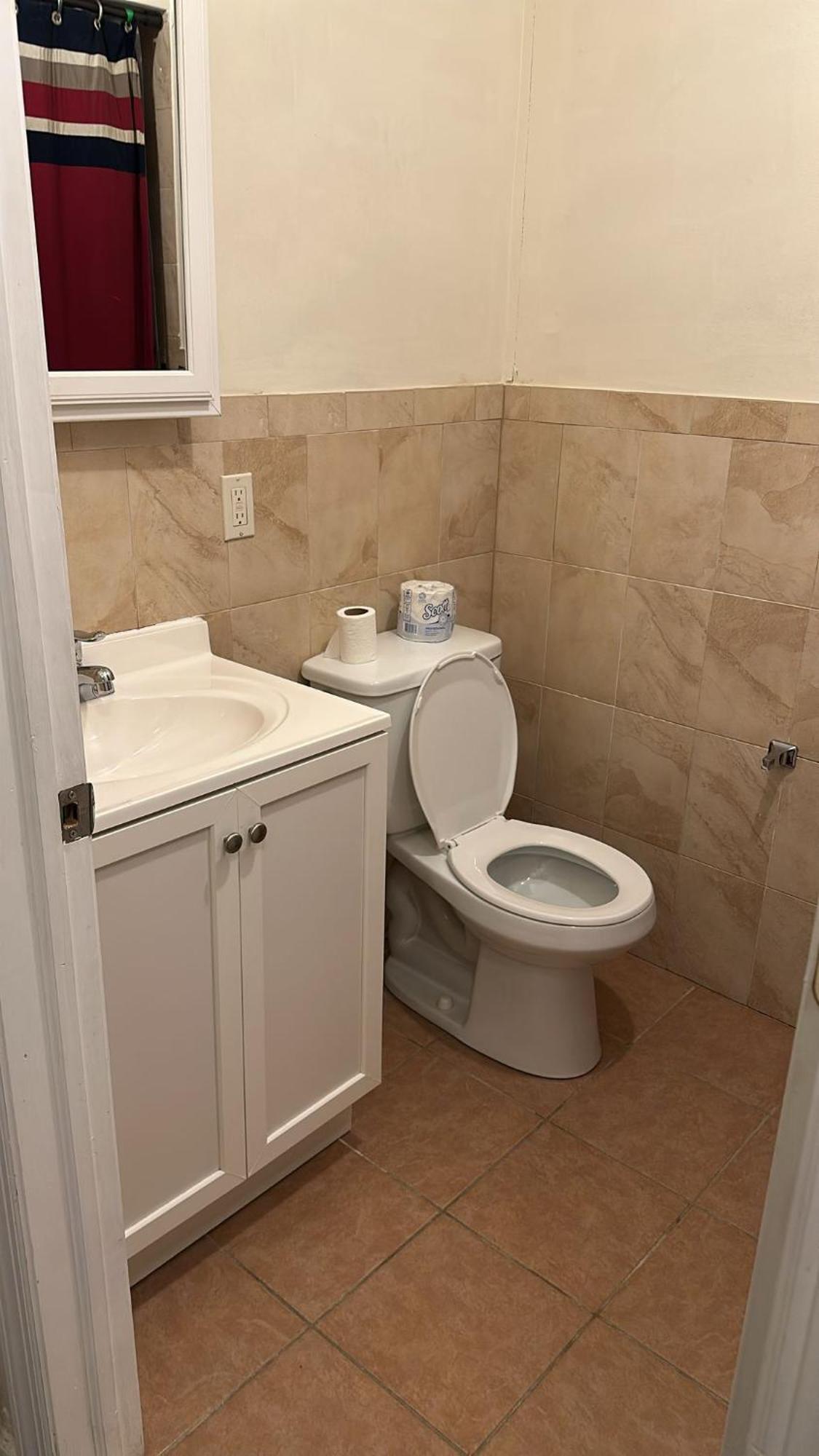 Divine Villa And Resorts 67 Sherman 5Mins To Ewr Airport And 4Mins To Penn Station Newark, 20Mins To New York Ruang foto